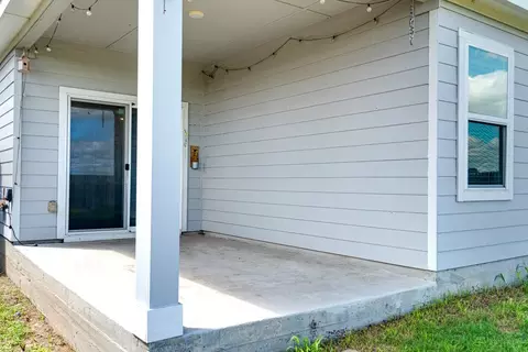 Exterior - 151 Shiro Dr, Kyle, TX 78640 photo 7 of 11