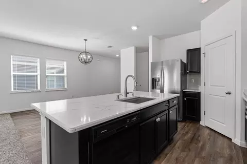 Kitchen - 151 Shiro Dr, Kyle, TX 78640 photo 4 of 5
