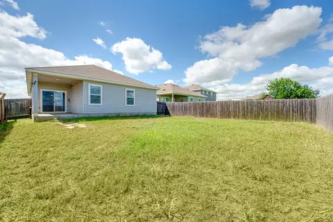 Exterior - 151 Shiro Dr, Kyle, TX 78640 photo 9 of 11