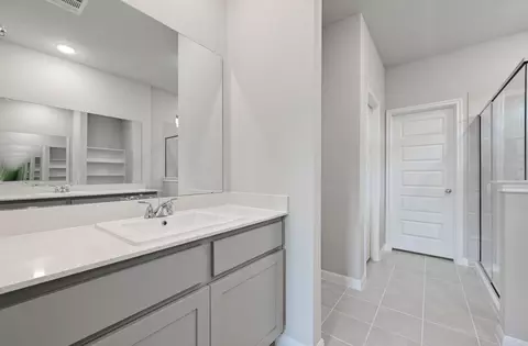 Bath - 216 Hornet St, Elgin, TX 78621 photo 1 of 4