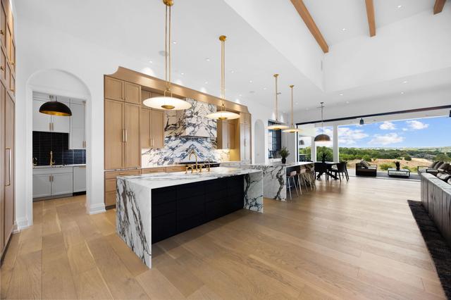 16113 Cool Breeze Cv, Austin, TX 78738