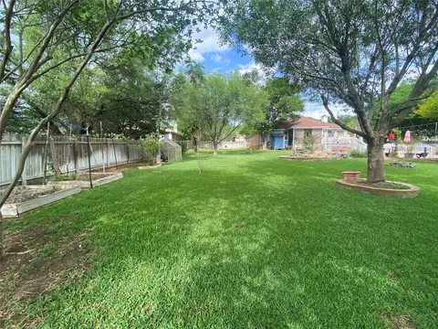 Exterior - 315 Appleton Ct, Buda, TX 78610 photo 10 of 12