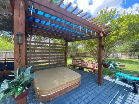 Exterior - 315 Appleton Ct, Buda, TX 78610 photo 8 of 12