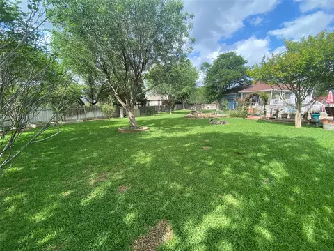 Exterior - 315 Appleton Ct, Buda, TX 78610 photo 11 of 12