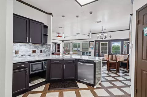 Kitchen - 315 Appleton Ct, Buda, TX 78610 photo 2 of 3