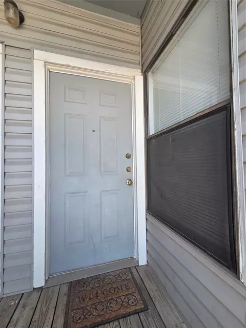 2423 W Slaughter Ln #ABCD, Austin, TX 78748