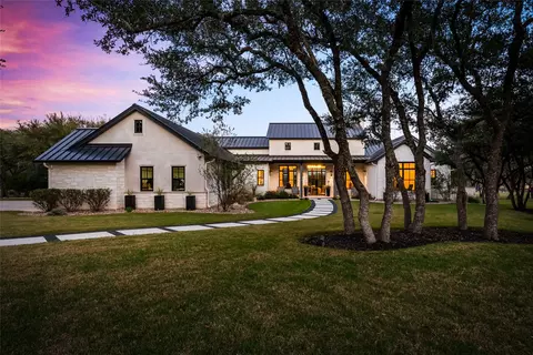 945 Rivercliff Dr, Spicewood, TX 78669