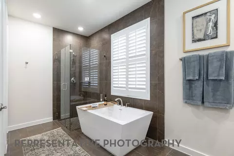 Bath - 6308 Mcmurtry St, Austin, TX 78747 photo 1 of 3