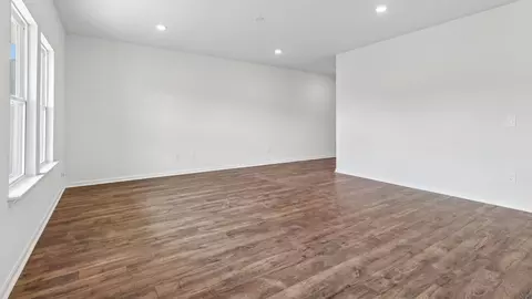 Living - 552 Gilmer Ln, Buda, TX 78610 photo 3 of 4