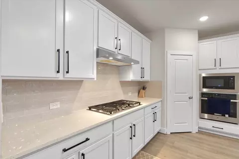 Kitchen - 450 Durian Loop, Buda, TX 78610 photo 1 of 1