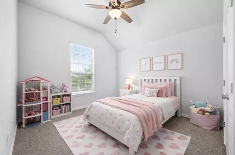 Bedroom - 392 Algaroba Loop, Buda, TX 78610 photo 2 of 9