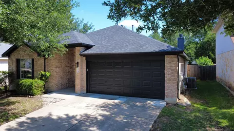 204 Newport Landing Pl, Round Rock, TX 78665