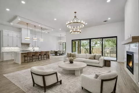 2141 Stone Mdw, Fredericksburg, TX 78624