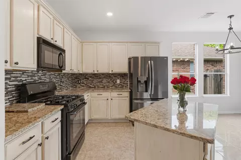 Kitchen - 1271 Stone Rim Loop, Buda, TX 78610 photo 1 of 2