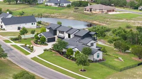 608 Buffalo Trl, Liberty Hill, TX 78642