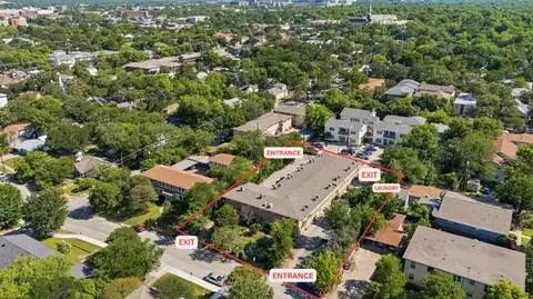 View/Area - 304 E 33rd St #4, Austin, TX 78705 photo 2 of 4