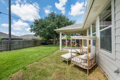 Exterior - 1391 Stone Rim Loop, Buda, TX 78610 photo 4 of 6