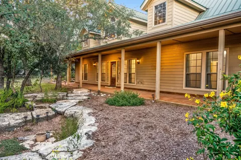 1761 Cottonwood Rd, Fischer, TX 78623
