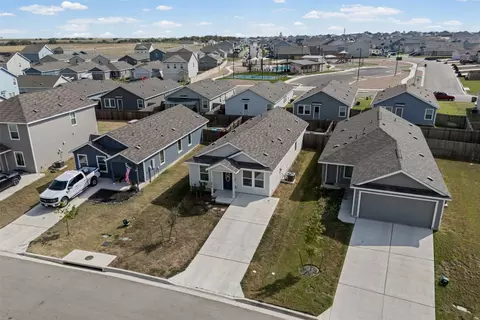 View/Area - 216 Hellcats Way, Jarrell, TX 76537 photo 1 of 4