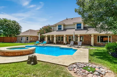 Exterior - 200 Diamond Trl, Georgetown, TX 78633 photo 9 of 13
