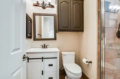Bath - 200 Diamond Trl, Georgetown, TX 78633 photo 2 of 3