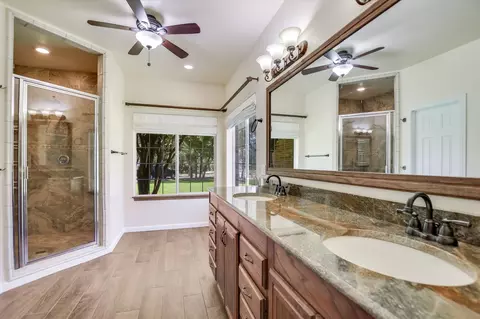 Bath - 200 Diamond Trl, Georgetown, TX 78633 photo 1 of 3