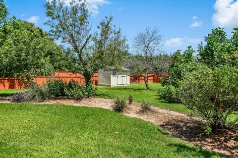 Exterior - 200 Diamond Trl, Georgetown, TX 78633 photo 12 of 13