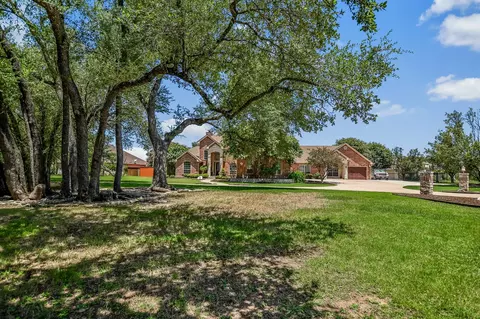 Exterior - 200 Diamond Trl, Georgetown, TX 78633 photo 4 of 13