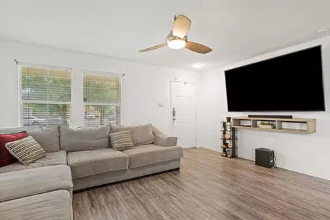 13212 High Sierra St, Manor, TX 78653