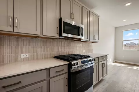 Kitchen - 1924 Davee Pl, Georgetown, TX 78633 photo 3 of 3