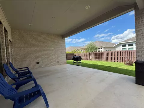 Exterior - 2004 Stirling St, Leander, TX 78641 photo 3 of 4