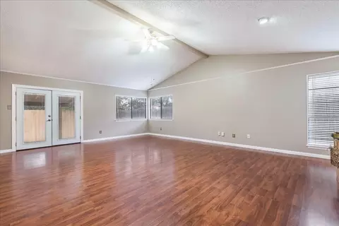 Living - 7204 Towering Oaks Dr, Austin, TX 78745 photo 2 of 4