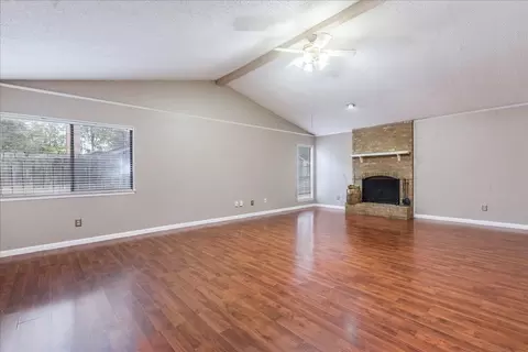 Living - 7204 Towering Oaks Dr, Austin, TX 78745 photo 3 of 4