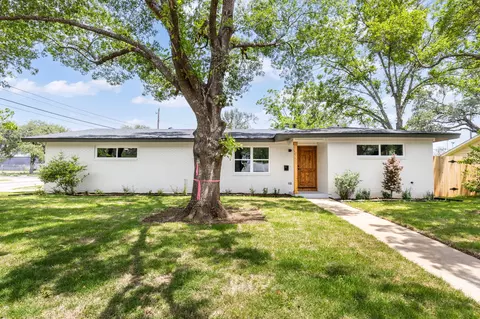 4501 Pack Saddle Pass, Austin, TX 78745