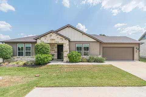 318 Dancing Oak Ln #104, San Marcos, TX 78666