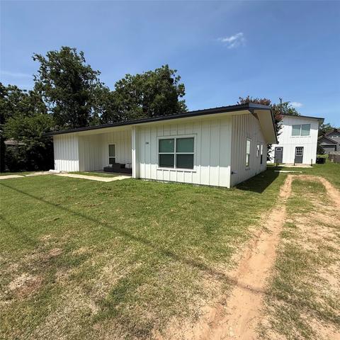 508 N Main St, Rockdale, TX 76567