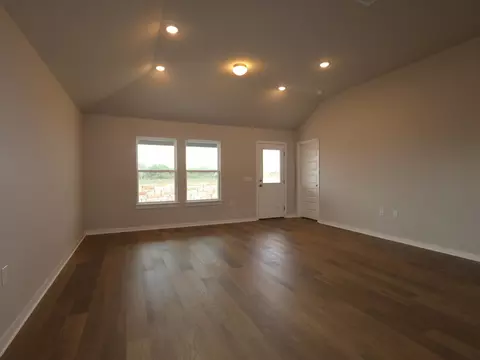 Living - 7420 Pullman Cv, Austin, TX 78747 photo 3 of 3