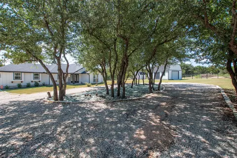 Exterior - 141 Bugatti Ct, Burnet, TX 78611 photo 2 of 7