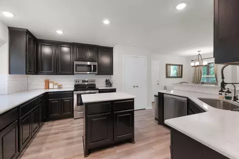 Kitchen - 141 Bugatti Ct, Burnet, TX 78611 photo 1 of 2