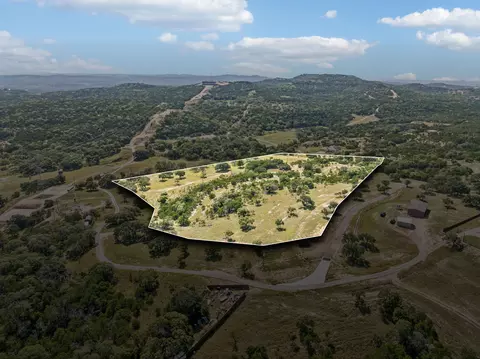 105 Lost Valley Rd, Boerne, TX 78006