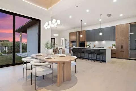 Dining - 1508 Chalk Bluff Ct, Leander, TX 78641 photo 3 of 4