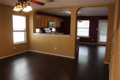 Living - 346 Strawn, Kyle, TX 78640 photo 2 of 4