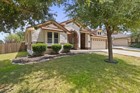 212 Lismore St, Hutto, TX 78634