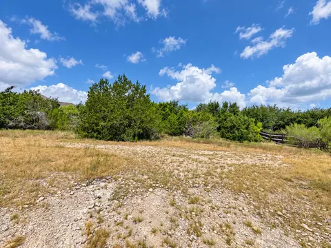10013 Janet Loop, Dripping Springs, TX 78620