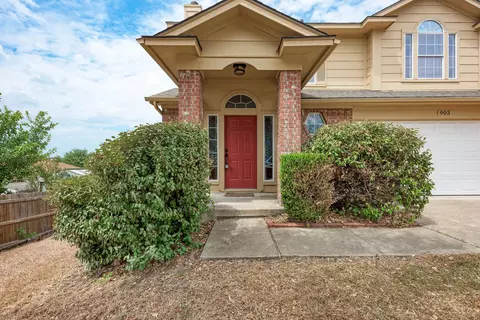 903 Estate Dr, Hutto, TX 78634
