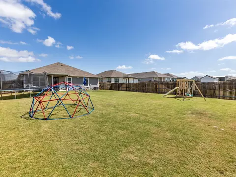 439 Hunter Loop Loop, Bertram, TX 78605 photo 22