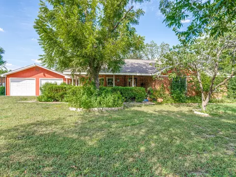 1035 Palomino Rd, Kyle, TX 78640