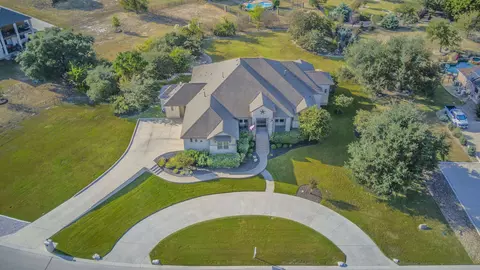 205 Standing Oak Dr, Georgetown, TX 78633