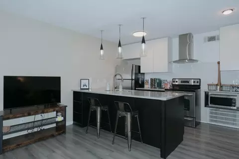 2302 E Side Dr #6, Austin, TX 78704