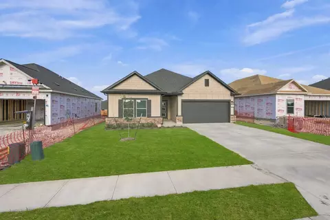 Exterior - 132 Wind Hl, Jarrell, TX 76537 photo 2 of 5